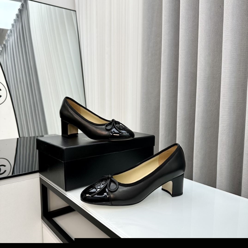 Ch*el high heels